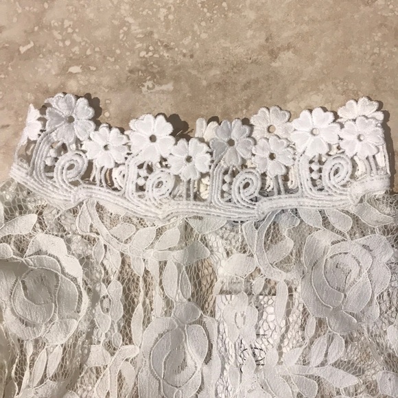 Lovecat lace dress - Picture 2 of 7